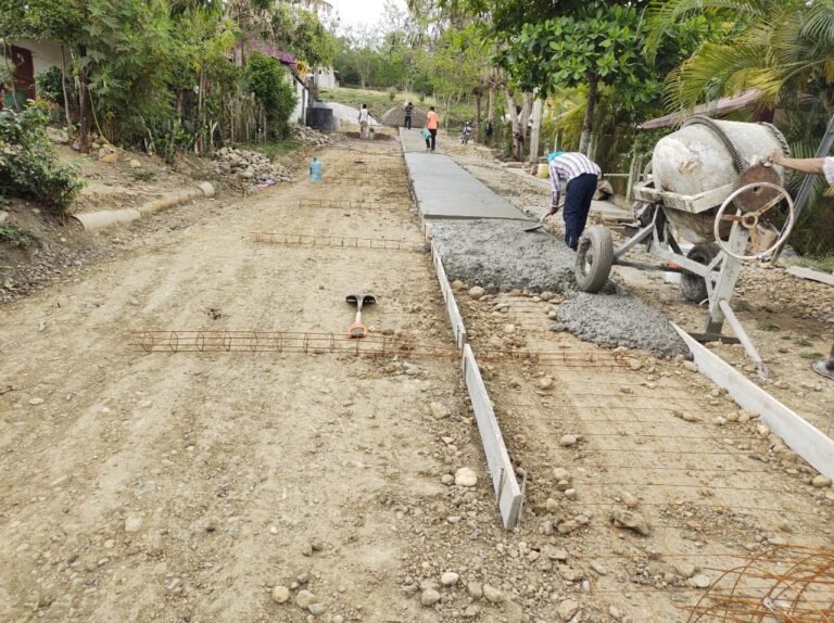 Continúan Tantoyuca realizando diversas obras