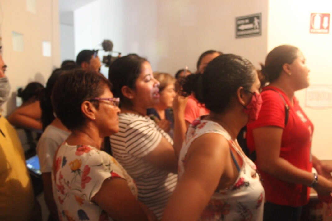 Tras perder elección Irrumpen morenistas en OPLE Municipal