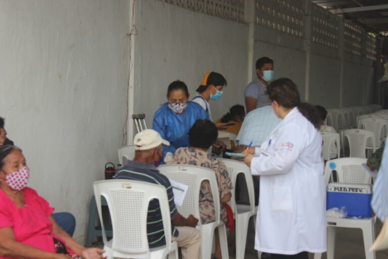 Concluye vacunación contra el covid-19