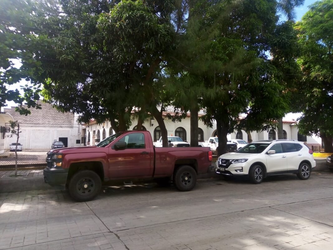Proyectan habilitar un estacionamiento provisional en ex mercados temporales