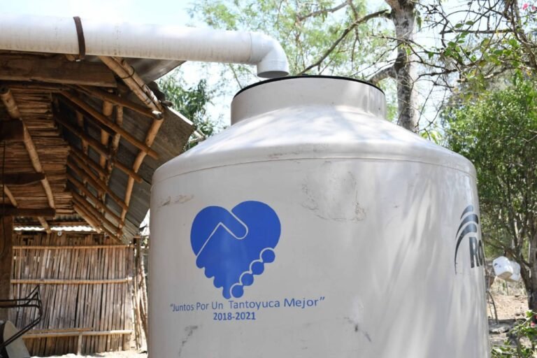 De gran utilidad han sido los tinacos entregados por el Ayuntamiento de Tantoyuca