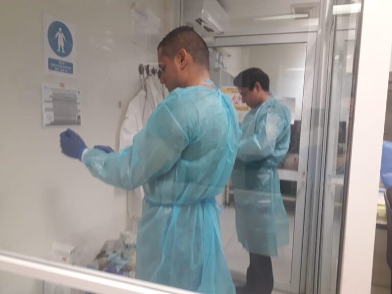 Riesgo de contagio de COVID-19 es elevado, urge Salud extremar medidas preventivas