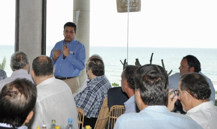 TAM-087-2021.-Presenta-Gobernador-Francisco-Cabeza-de-Vaca-el-proyecto-de-la-Carretera-TAM-Bajio-a-empresarios-del-sur-de-Tamaulipas-1