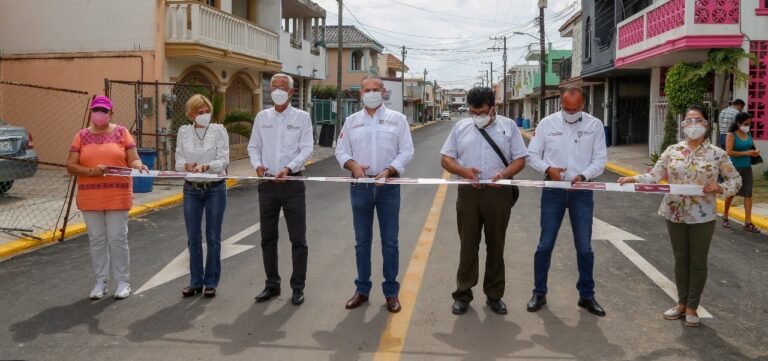 Intenso combate al rezago de pavimentación en Ciudad Madero