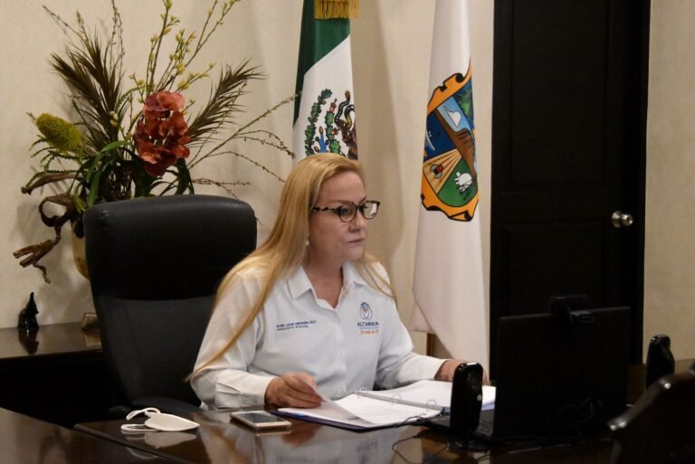 Reafirma Alma Laura Amparán compromiso con el sector energético