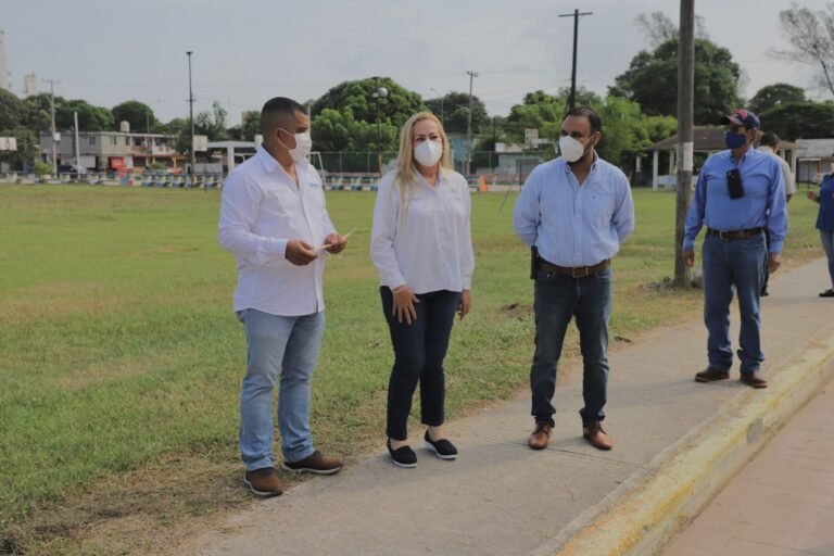 Continúa Gobierno de Alma Laura Amparán mejoramiento de alumbrado público