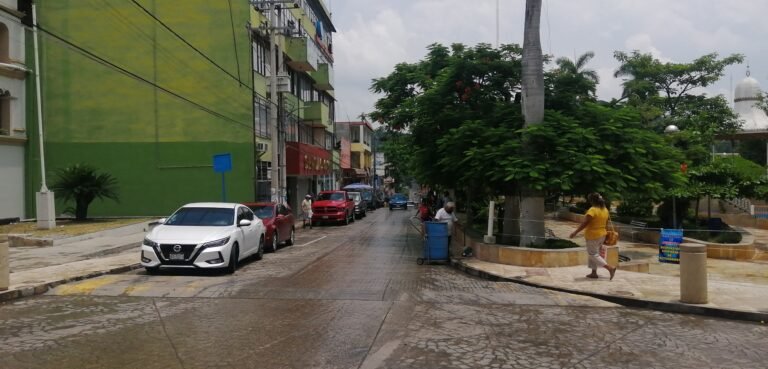 Se restringió el acceso a la zona centro en Tantoyuca por aumento de casos de Covid-19