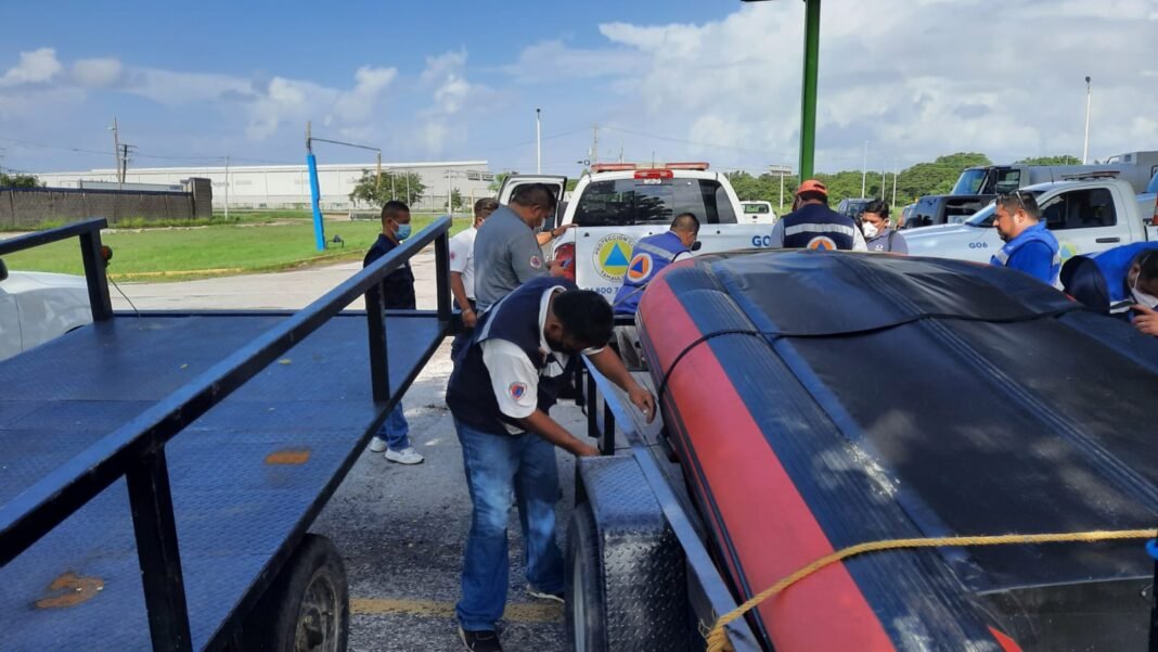 Envía Gobierno de Tamaulipas brigada especial de rescate a zonas afectadas por Grace, en el Estado de Veracruz.