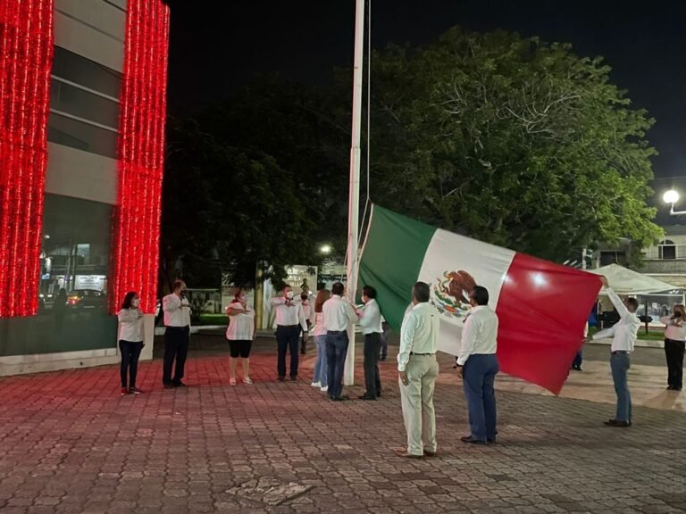 Gobierno de Madero lleva a cabo Ceremonia de Izamiento de Bandera