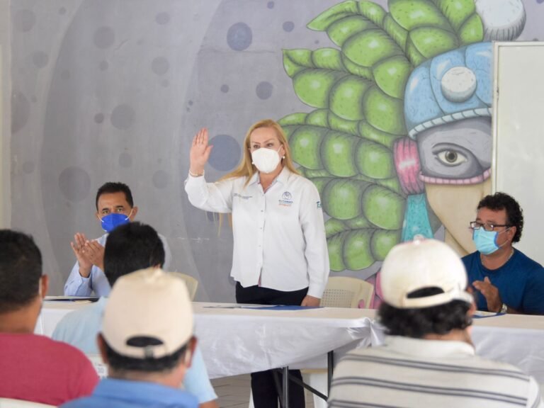 Atiende Alma Laura Amparán necesidades de pescadores altamirenses