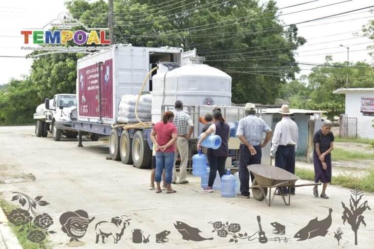 PONEN PLANTA POTABILIZADORA A DISPOSICIÓN DE HABITANTES DE TEMPOAL