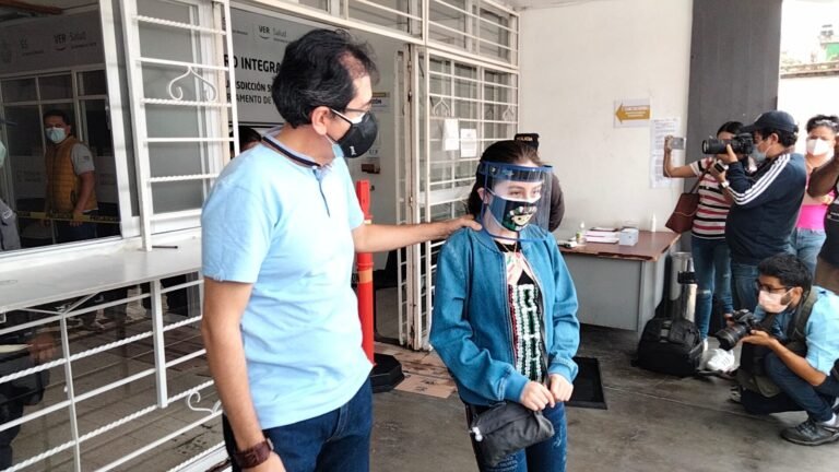 Menores de edad ganan batalla a Gobierno de Veracruz y son vacunados contra COVID-19 