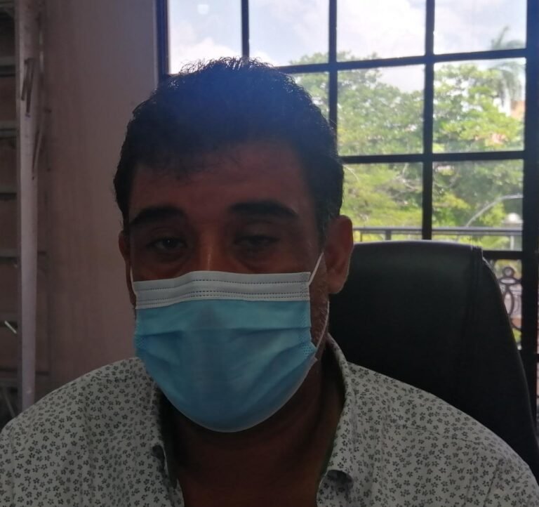 En Tantoyuca siguen mejorando el alumbrado público