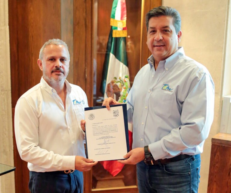 Entrega Gobernador Cabeza de Vaca nuevos nombramientos en Bienestar Social, Finanzas y Administración