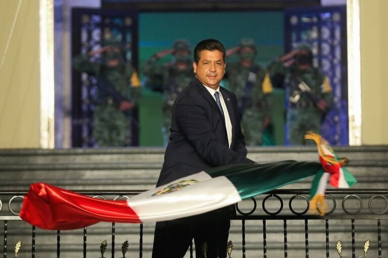 Conmemora Gobernador Francisco Cabeza de Vaca el 211 Aniversario de la Independencia de México