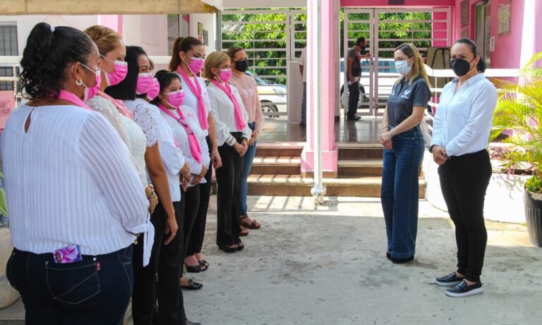 Continúa DIF Madero con acciones de salud por el mes rosa