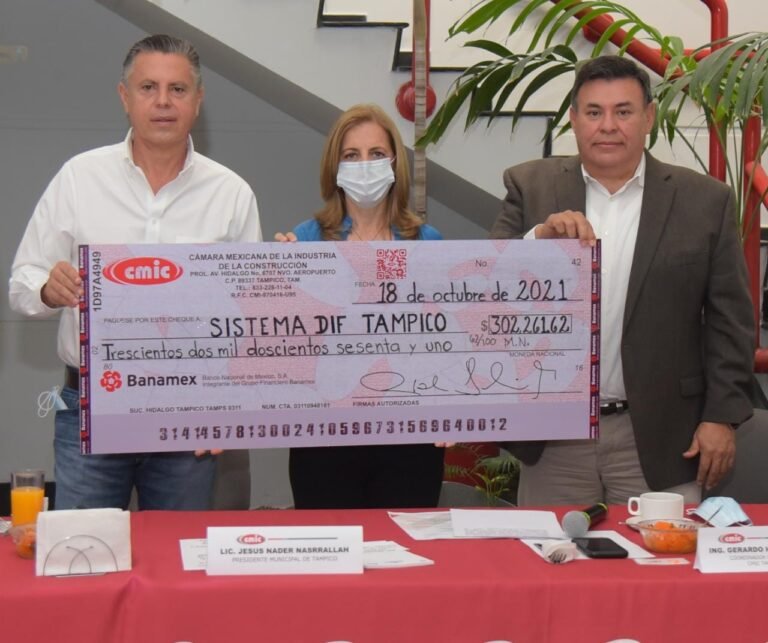 Donan Empresarios Constructores Recursos Económico al Sistema DIF Tampico