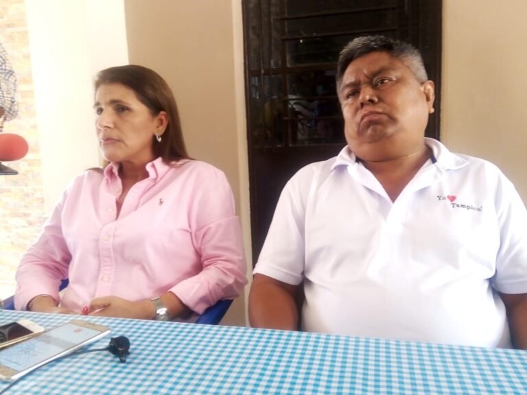 Pegan «aleteros» a 10 vehículos en una noche en la zona norte