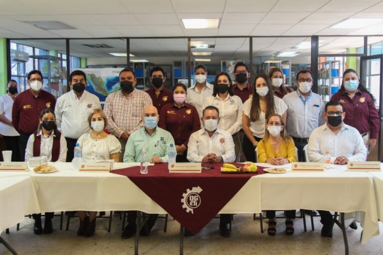 Firman convenio de colaboración Sistema DIF Altamira y el CBTIS 105