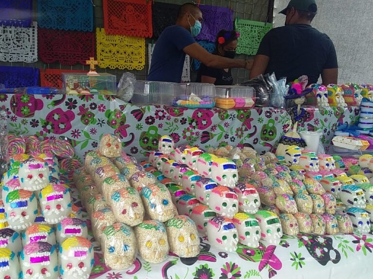 Dulceros esperan buenas ventas por el Día de Muertos