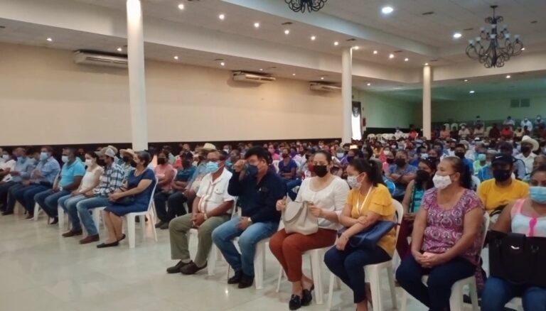 Gobiernos morenistas quieren hacer más pobres: JRGA