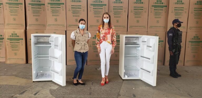 RECIBE DIF TEMPOAL APOYOS DEL PROGRAMA DESARROLLO A LA VIVIENDA 2021