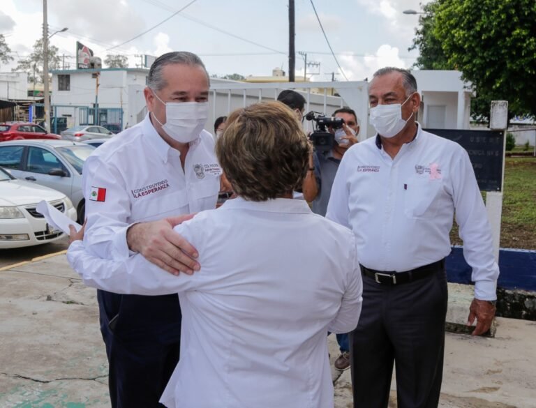Imparable la limpieza, fumigación y sanitización en escuelas de Ciudad Madero