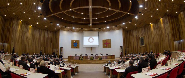 Pobreza, miseria e inseguridad, causantes de la migración; Iglesia