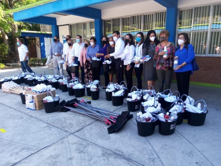 Faltan maestros en primarias y secundarias de Tampico