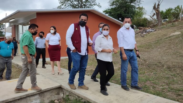 Entrega Espacios Educativos obras en escuelas