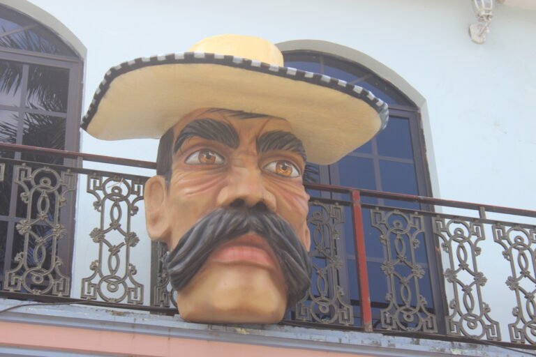 Se reanudan labores en el palacio municipal