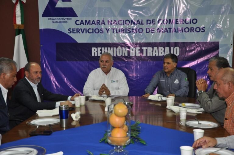 Reunión entre Secretario General de Gobierno y FECANACO