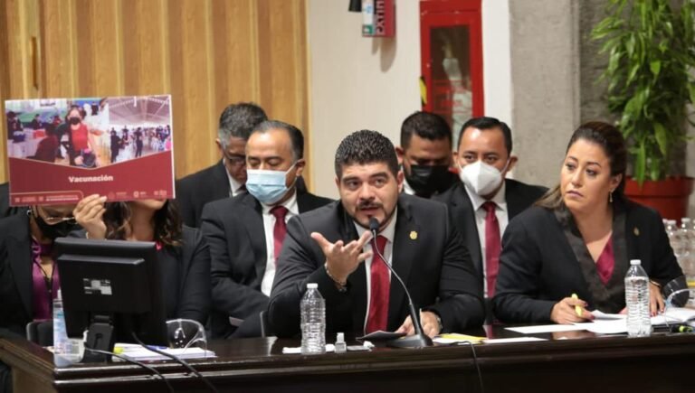 En un año SEV asigna casi dos mil plazas a docentes