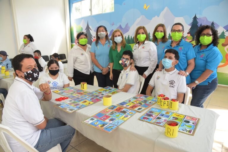 Reafirma Aída Féres de Nader Compromiso del DIF Tampico con las Personas con Discapacidad