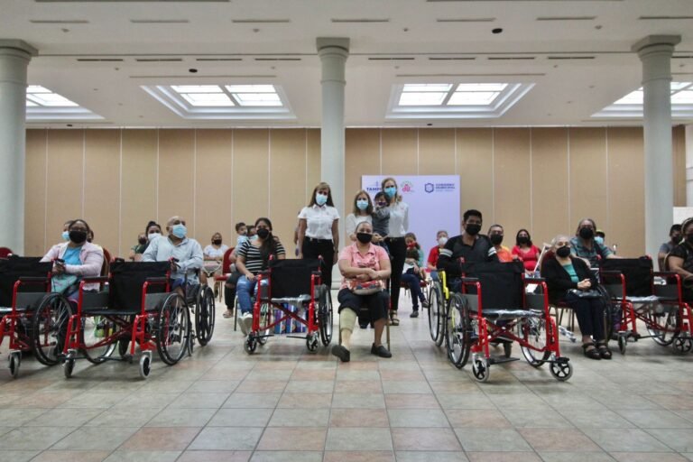 Reafirma Aída Féres de Nader su Compromiso con  las Personas con Discapacidad