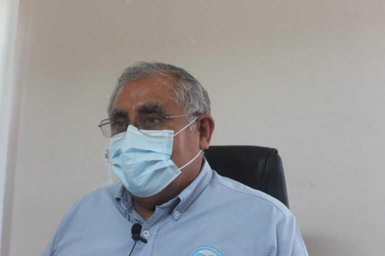 Aplicaran la vacuna Pfizer a adolescentes de 15 a 17 años