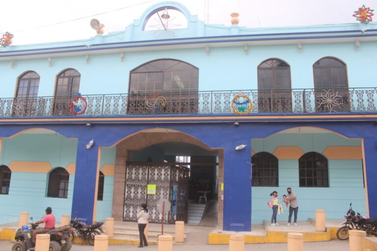 Personal del Ayuntamiento de Tantoyuca seguirá brindando servicio a la población