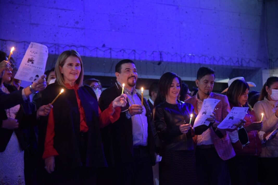 En el Congreso, realizan tradicional posada decembrina