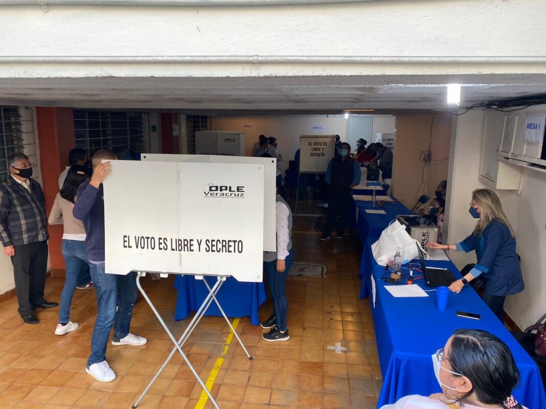 En paz y tranquilidad, panistas eligen a su nuevo comité directivo estatal