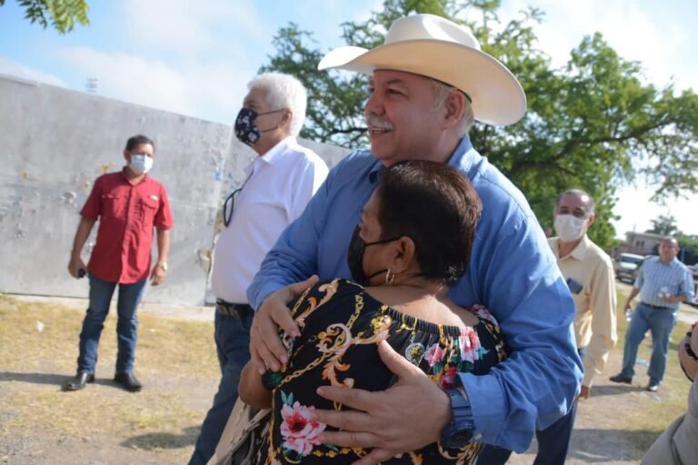 Mante apoya a un líder que lleva a Tamaulipas en la piel