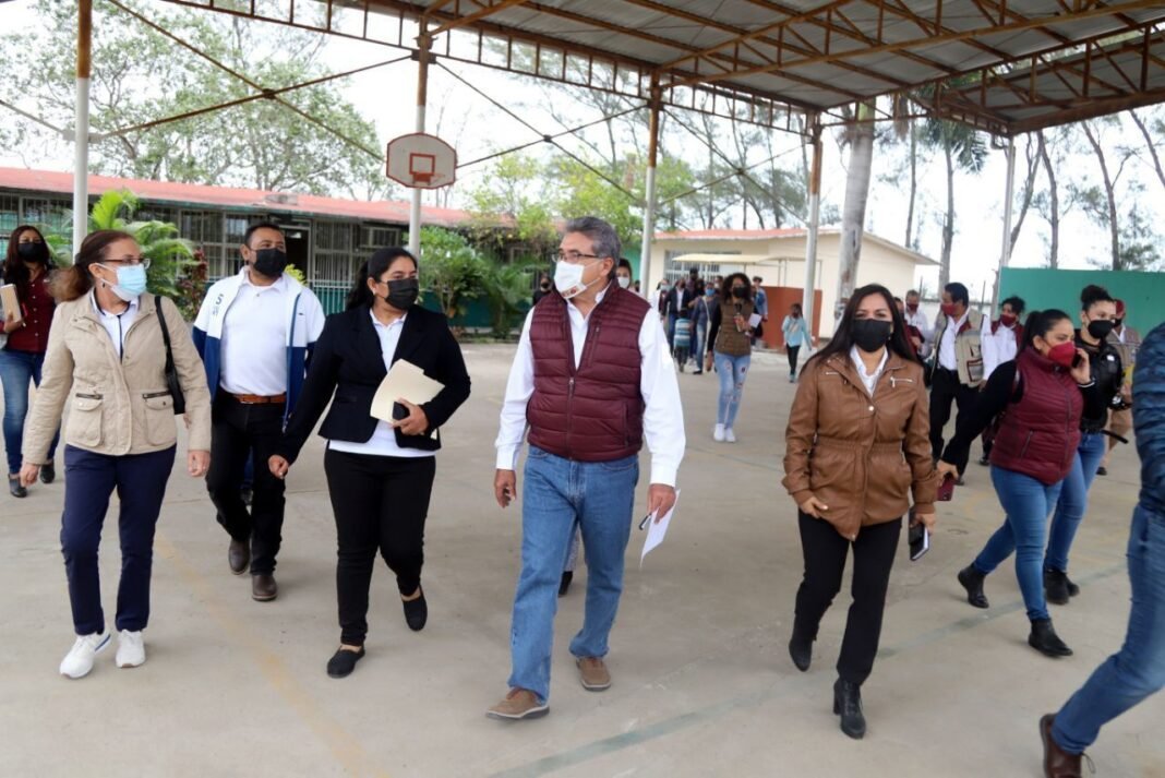 REGRESAN A CLASES PRESENCIALES ALUMNOS EN ALTAMIRA LUEGO DE CASI DOS AÑOS DE MODALIDAD EN LÍNEA