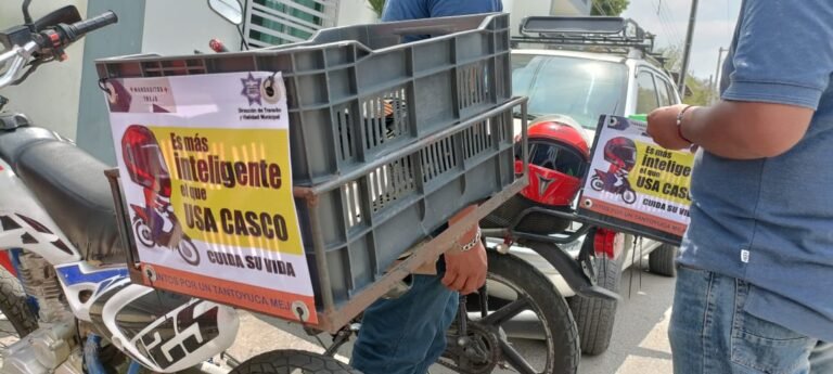 Arrancan campaña para que motociclistas usen el casco protector