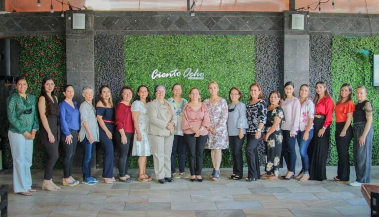 INTEGRA PRESIDENTA DEL DIF ALTAMIRA A NUEVO GRUPO DAMAS VOLUNTARIAS