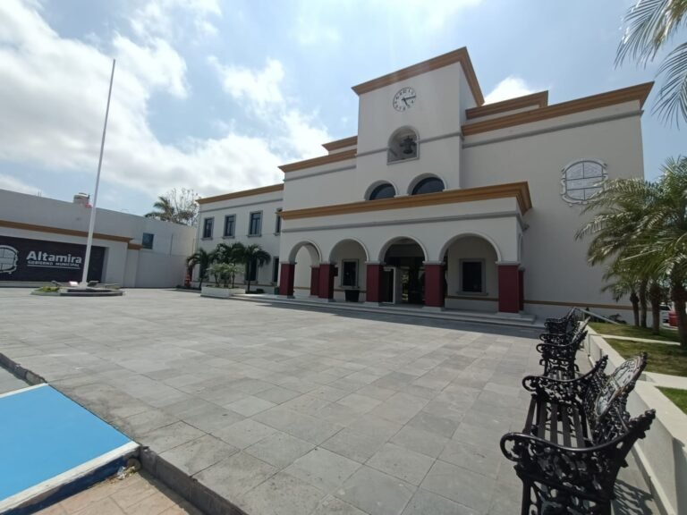 Advierten a trabajadores del municipio a no realizar actos proselitistas en horario laboral 