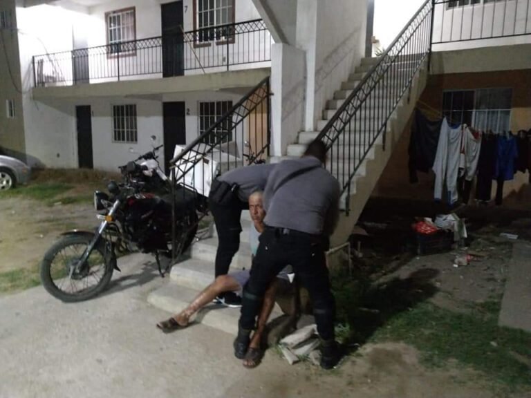 Detienen a depravado sujeto en Los Prados de Altamira