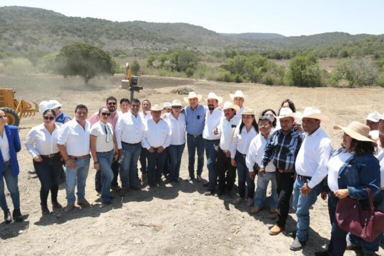Supervisa Gobernador Francisco García Cabeza de Vaca avances de construcción de Carretera TAM-Bajío￼