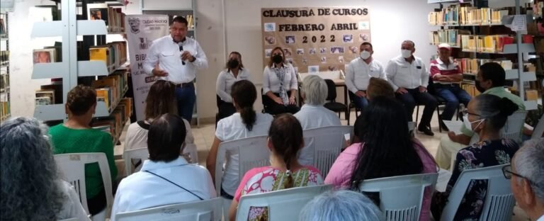 CONCLUYEN CON ÉXITO CURSOS DE COMPUTACIÓN EN LA BIBLIOTECA DE CIUDAD MADERO