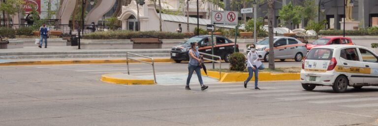 ￼NECESARIO EXTREMAR CUIDADOS POR ALTAS TEMPERATURAS