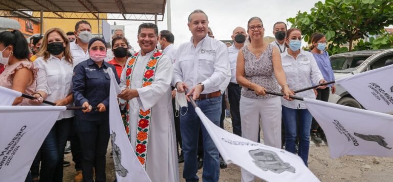Adrián Oseguera cumple con Obra Pública, aseguran vecinos de la Miramápolis
