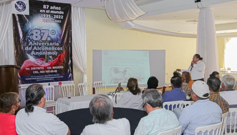 Imparte pláticas DIF Madero sobre prevención de adicciones